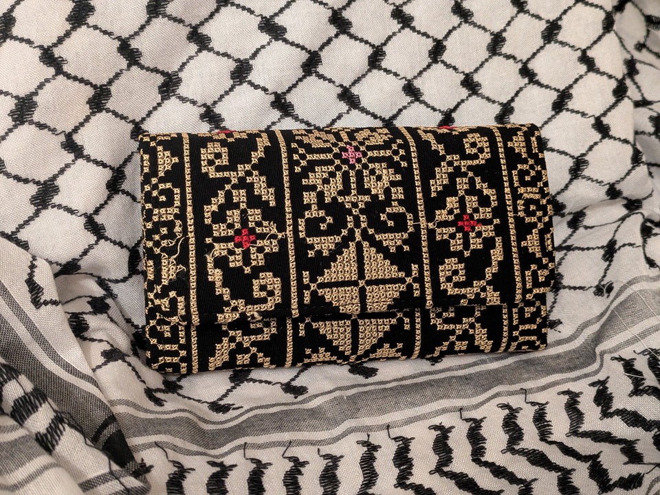 Tatreez Purse